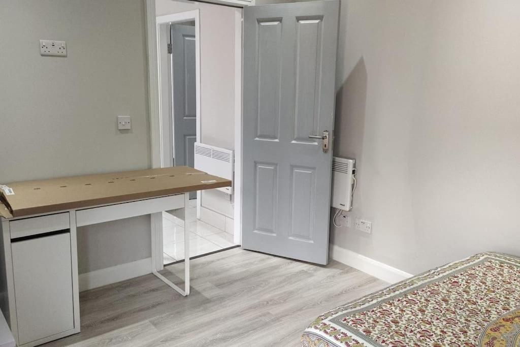 Studio With Private Kitchen Дублин Экстерьер фото